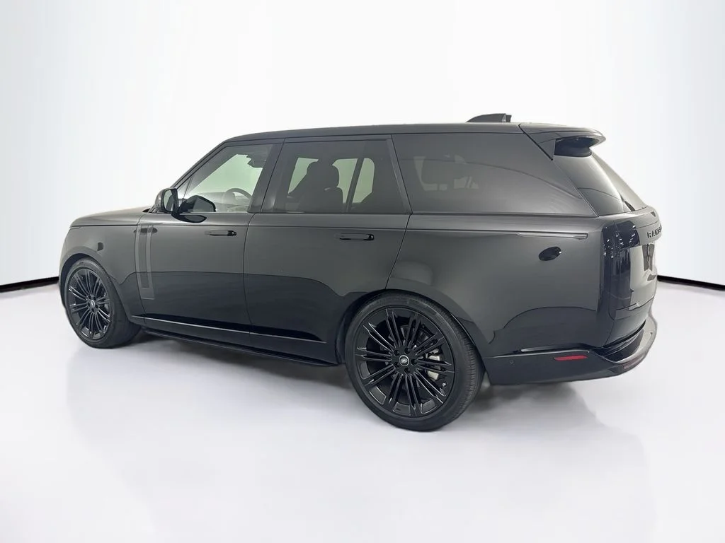 Certified Used 2025 Black Land Rover SE image 7
