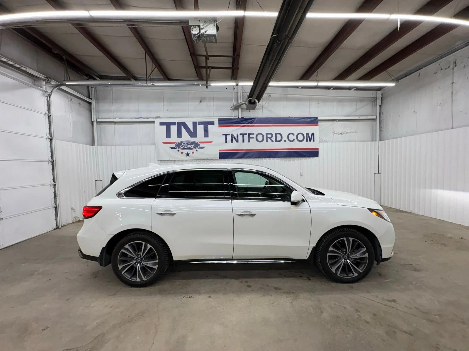 2019 Acura MDX SH-AWD w/Technology & Entertainment Pkg's photo