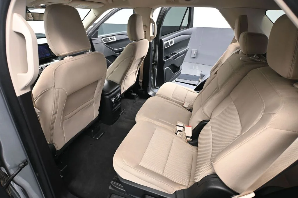 Used 2022 Silver Ford Base image 36