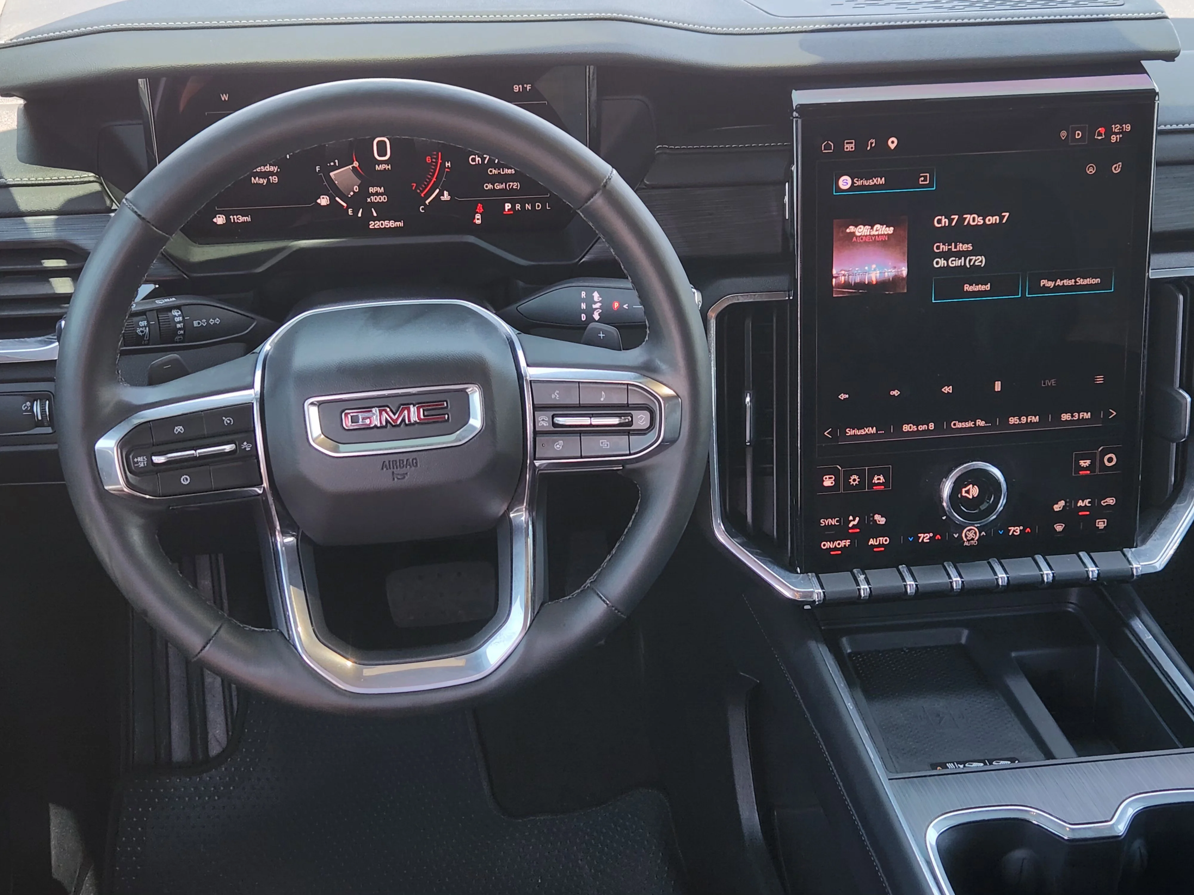 Used 2024 Summit White GMC Elevation image 27