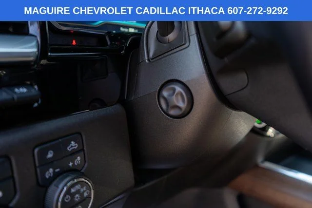 Used 2022 Black Chevrolet High Country image 27