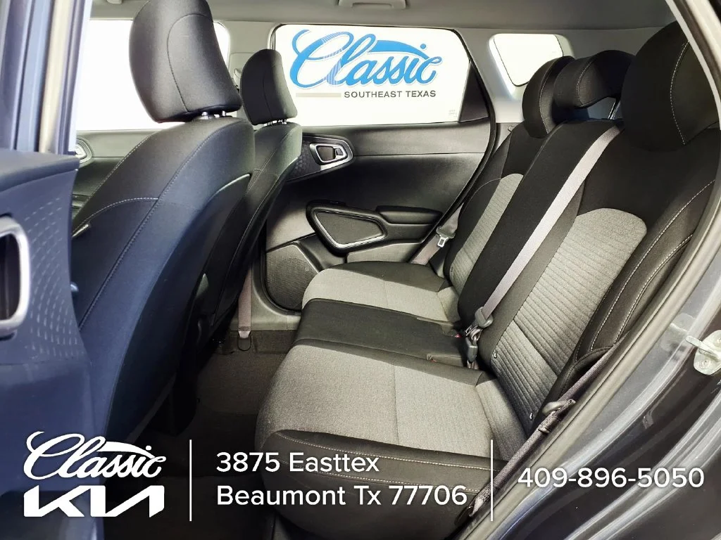 Certified Used 2021 Gray Kia GT-Line image 9