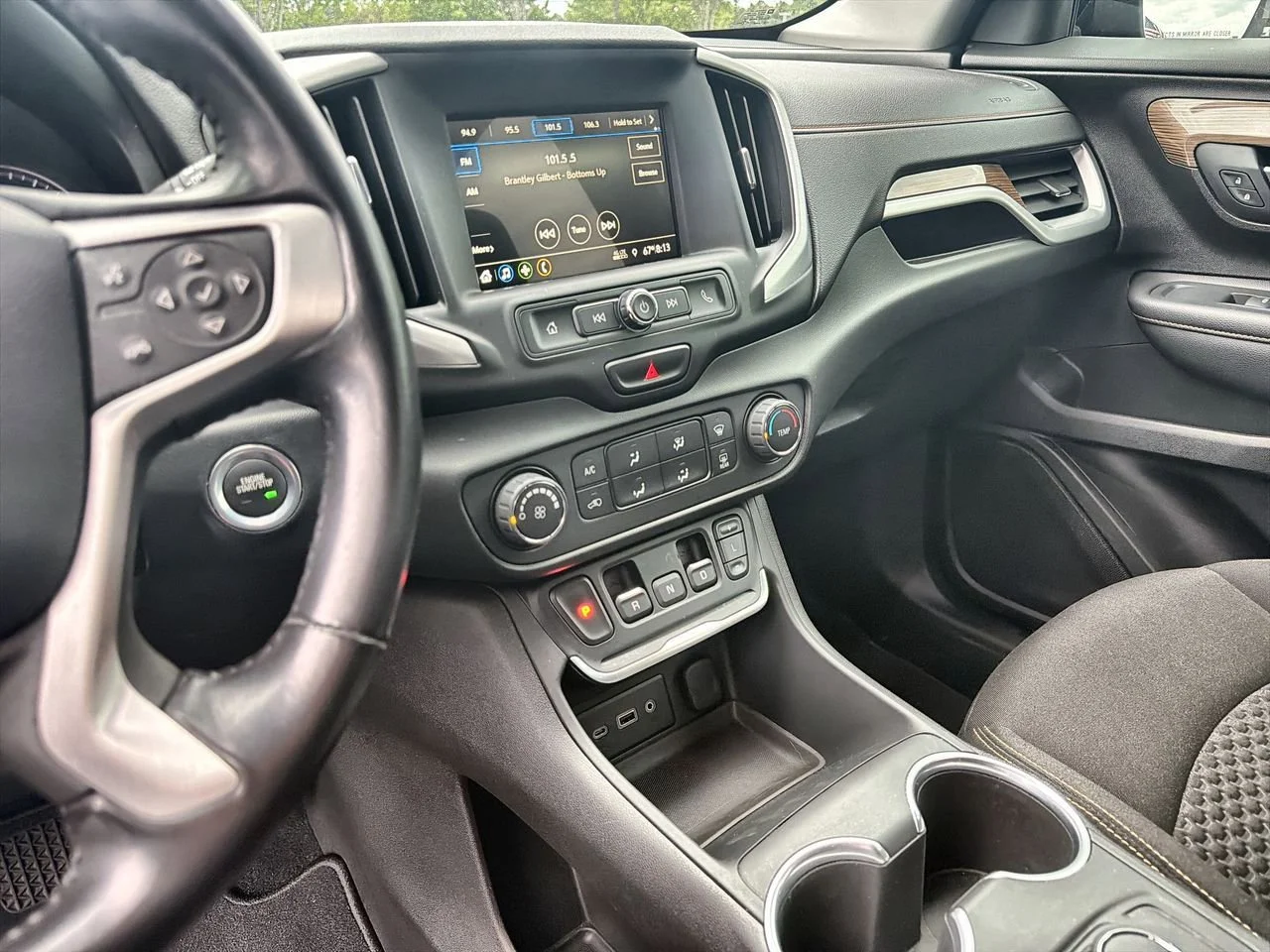 Used 2019 BLUE EMERALD METALLIC GMC SLE image 11