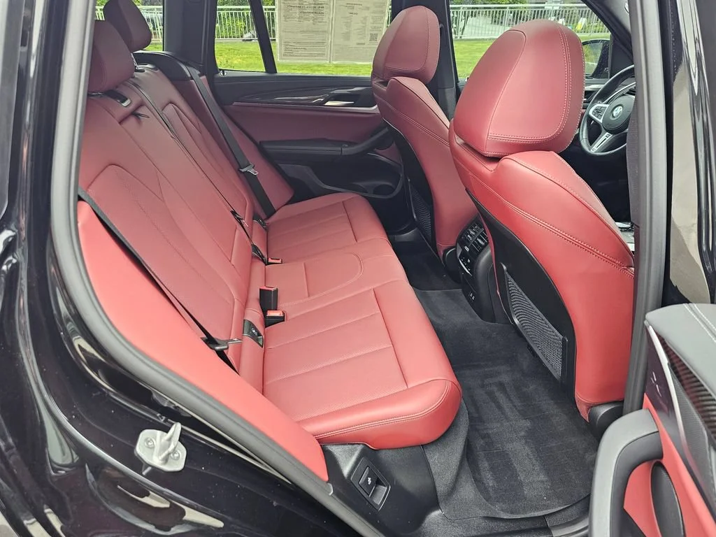 Used 2024  BMW M40i image 12