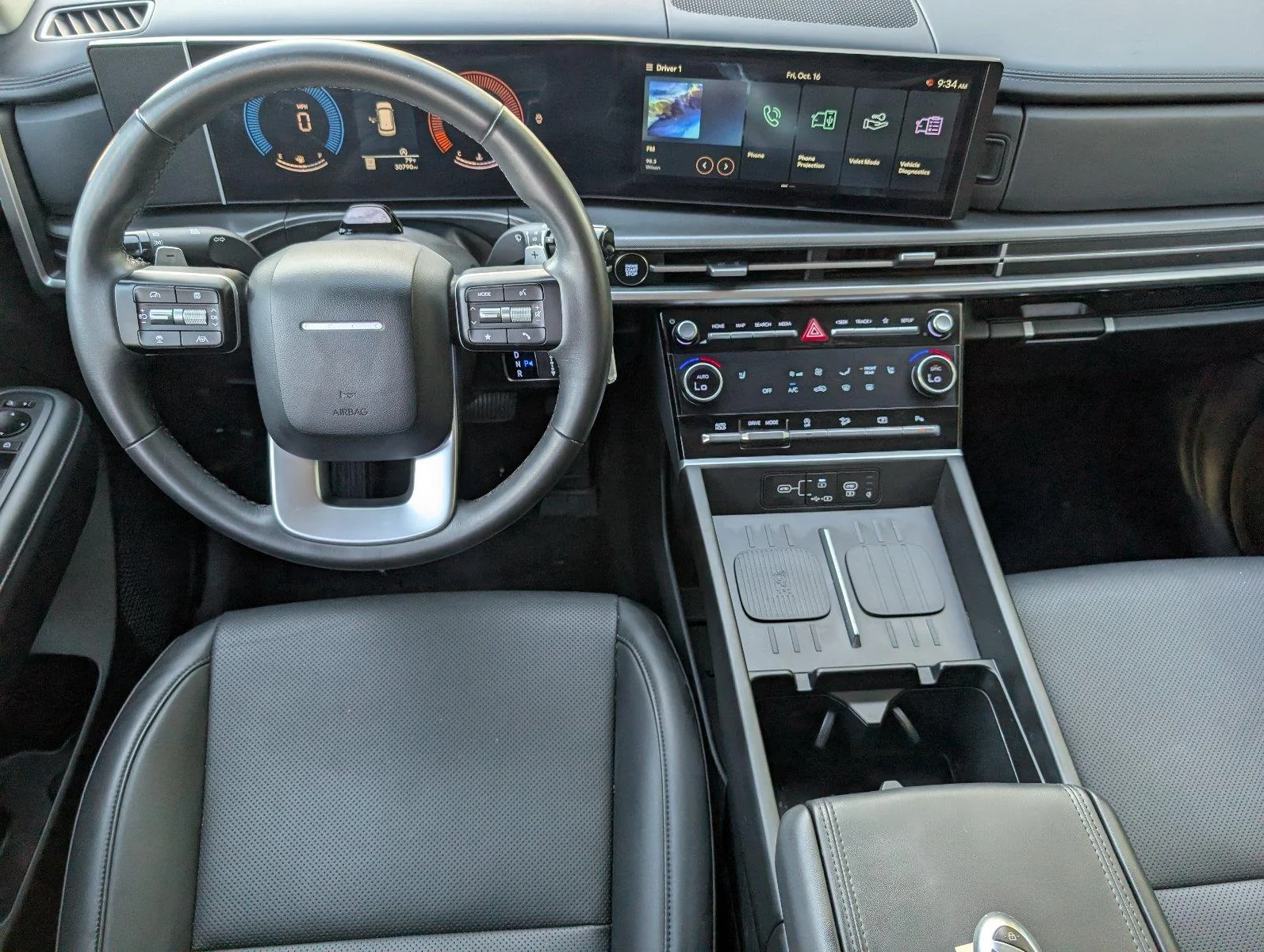 Used 2026 Shimmering Silver Hyundai SEL image 32