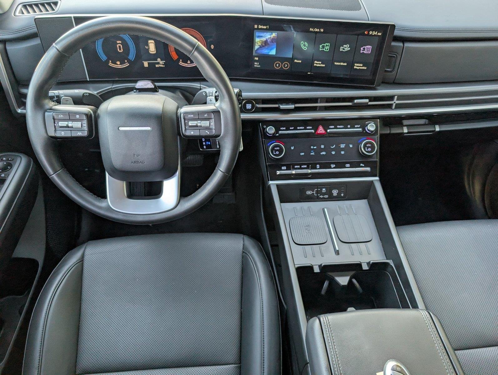 Used 2026 Shimmering Silver Hyundai SEL image 32