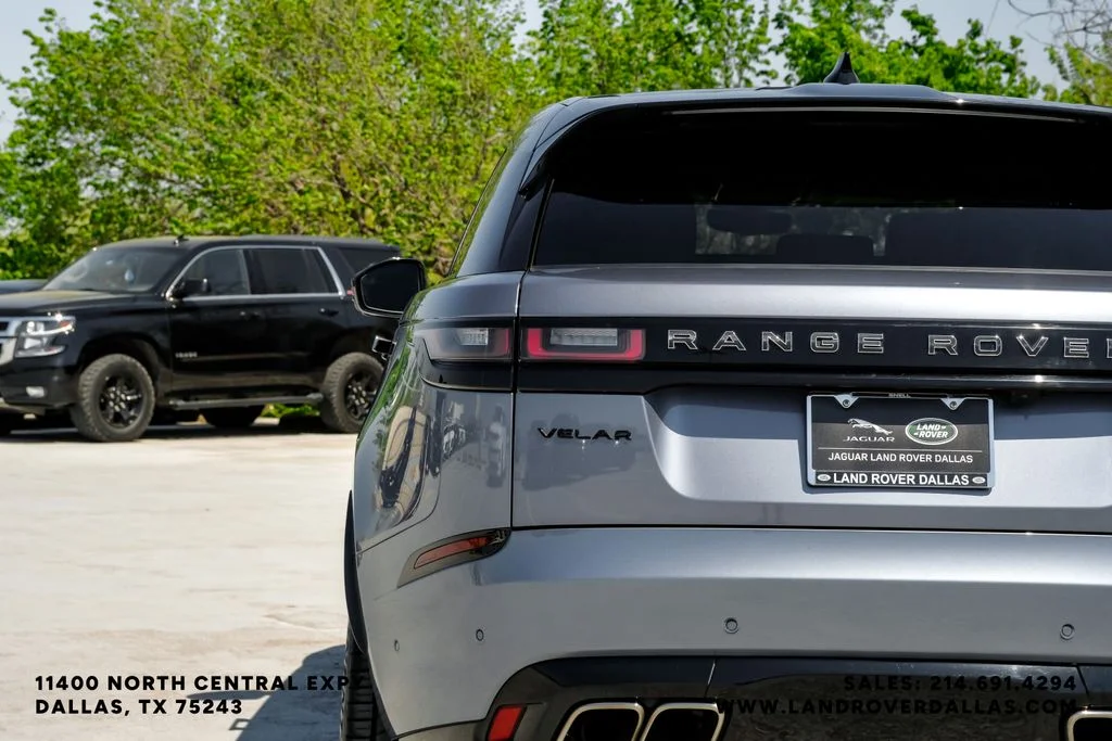 Used 2020 Byron Blue Metallic Land Rover SVAutobiography Dynamic Edition image 50