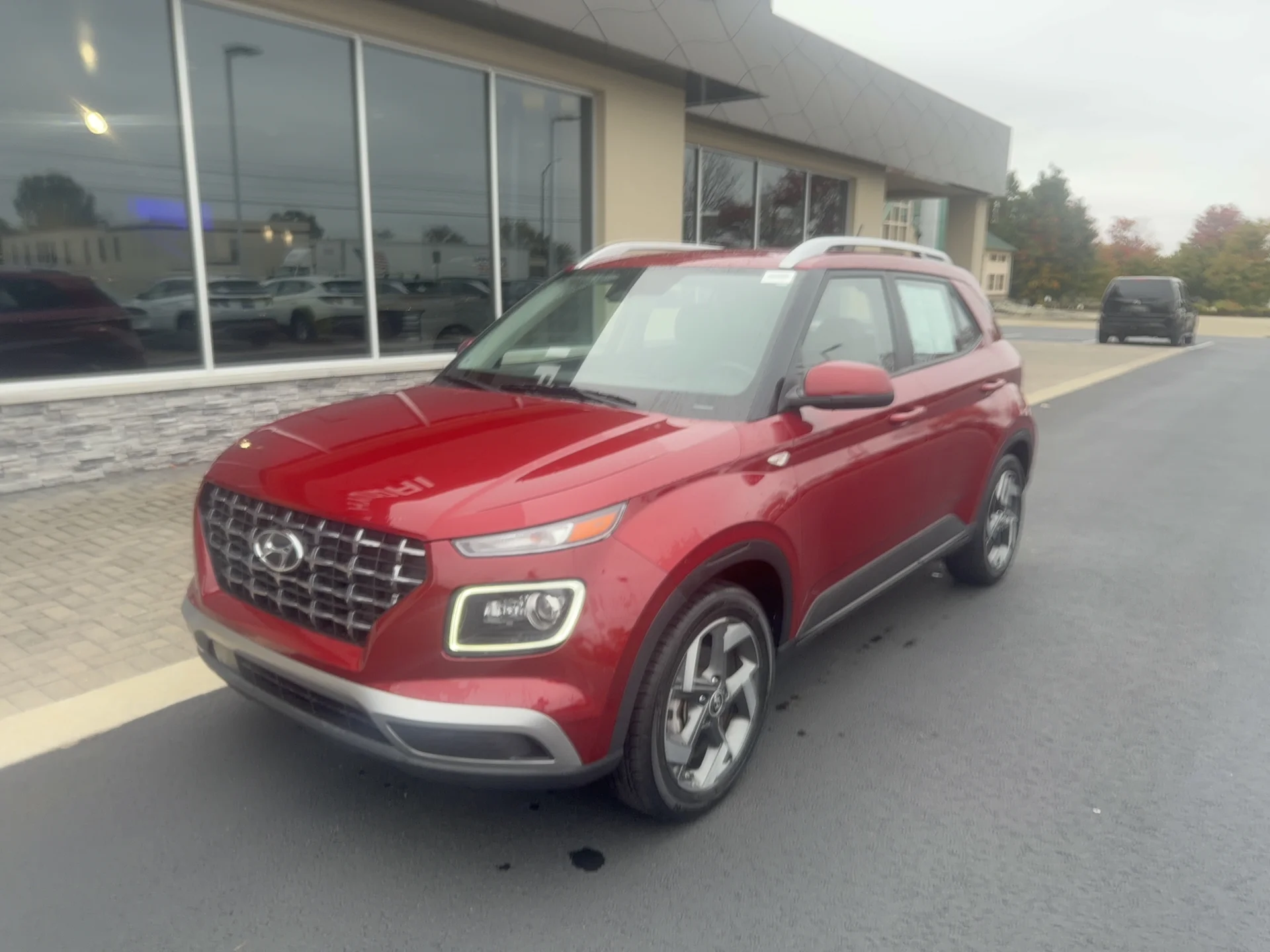 Used 2024 Ultimate Red Hyundai Limited image 8