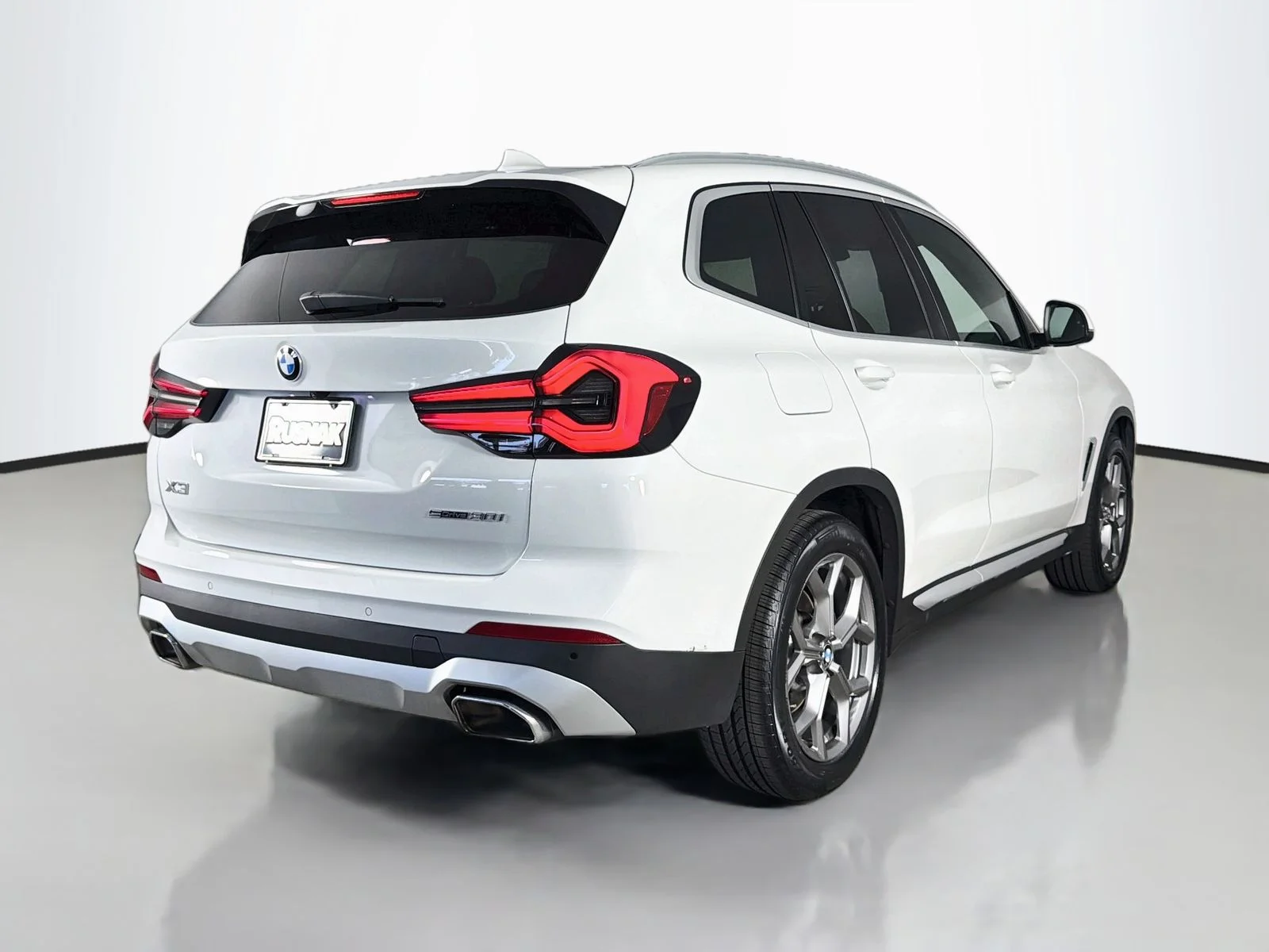 Certified Used 2023 Alpine White BMW sDrive30i image 7