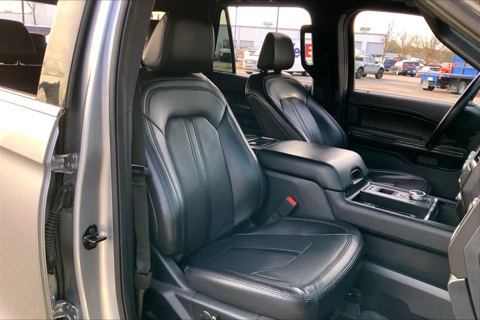Used 2021 Iconic Silver Ford Limited image 9