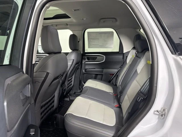 New 2026 Oxford White Ford Badlands image 11