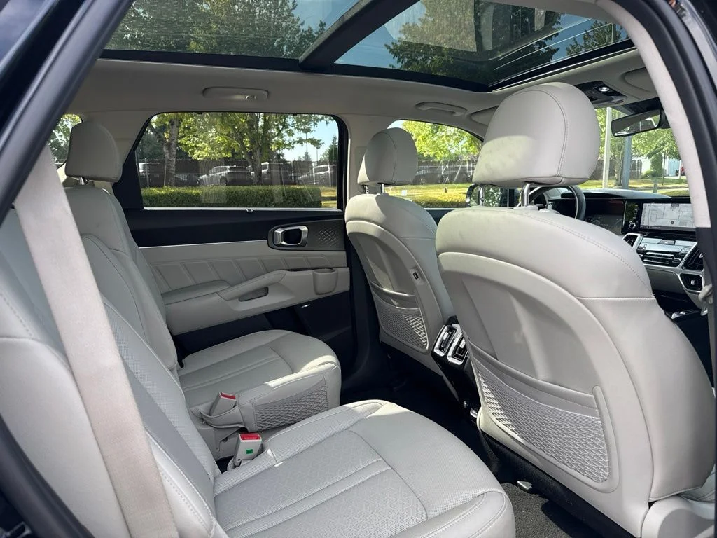 Used 2023 Aurora Black Kia SX Prestige image 23