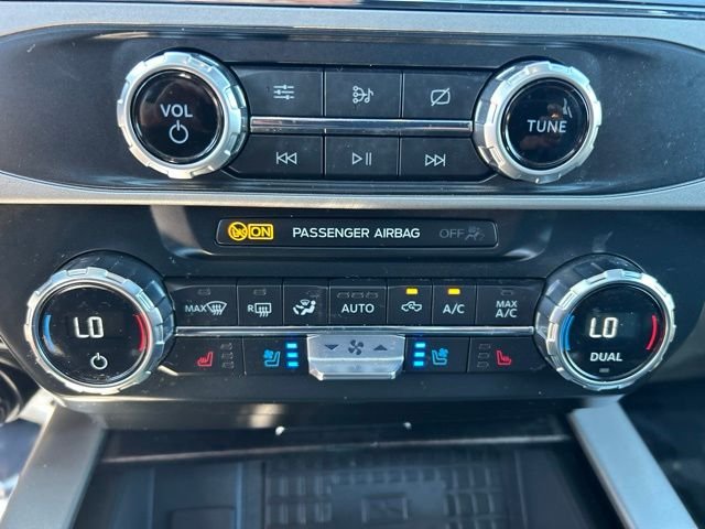 Used 2022 Red Ford Lariat image 24