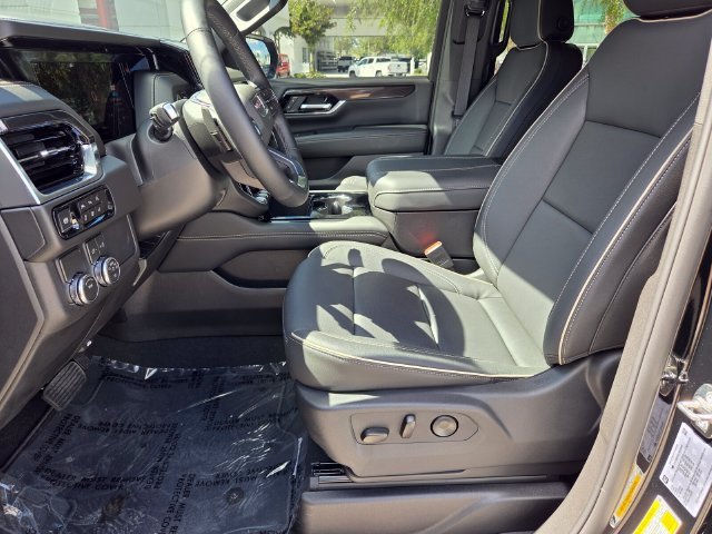 Certified Used 2026 Onyx Black GMC Elevation image 4