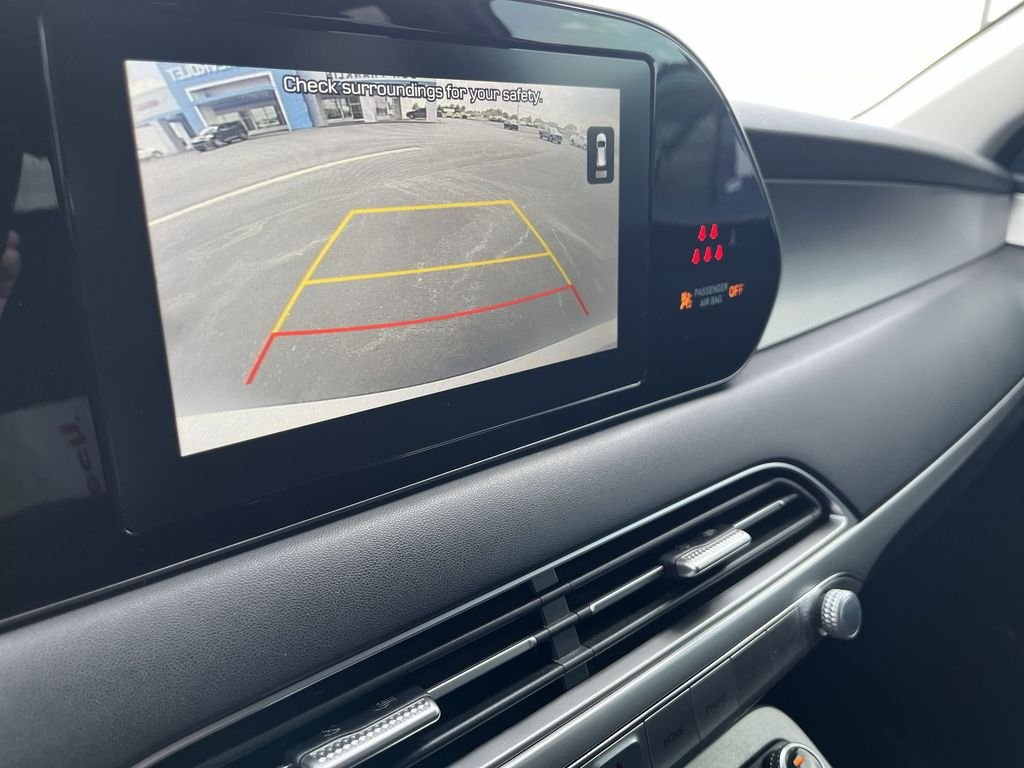 Used 2020 White Hyundai SEL image 17