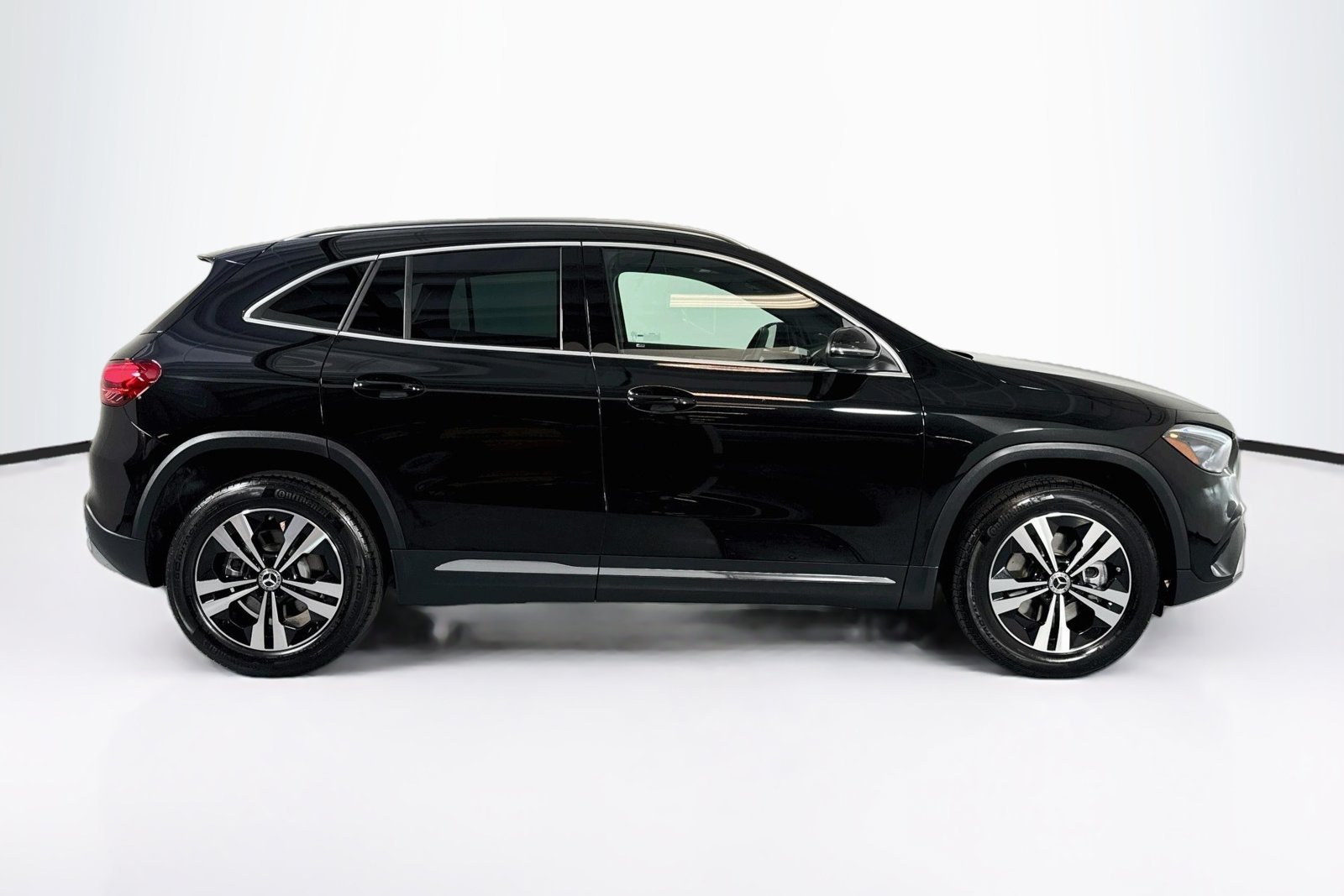 Certified Used 2026 Cosmos Black Metallic Mercedes-Benz GLA 250 image 4