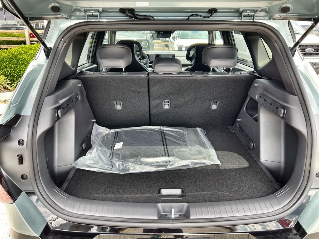 New 2027 Green Kia X-Line image 22
