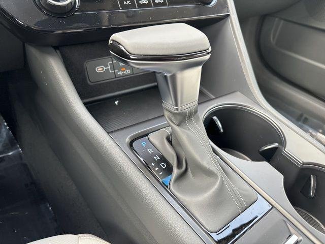 New 2026 Serenity White Hyundai SE image 60