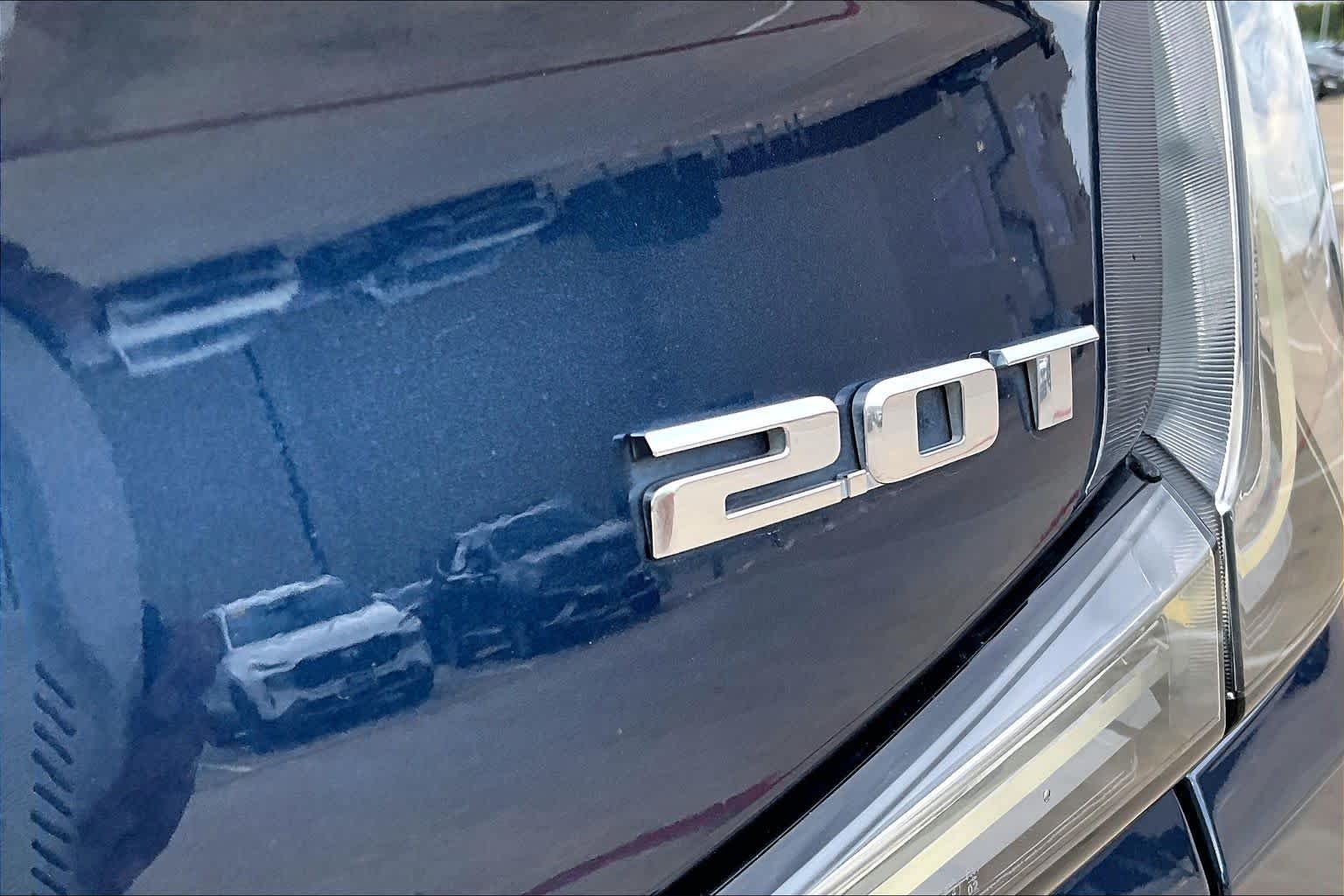 Used 2019 Twilight Blue Metallic Cadillac AWD Sport image 10