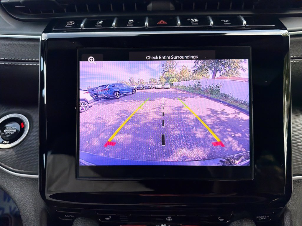Used 2024 Black Jeep Laredo X image 20