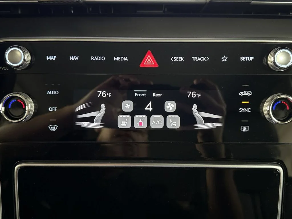 2025 GENESIS GV80 Standard - Photo 19