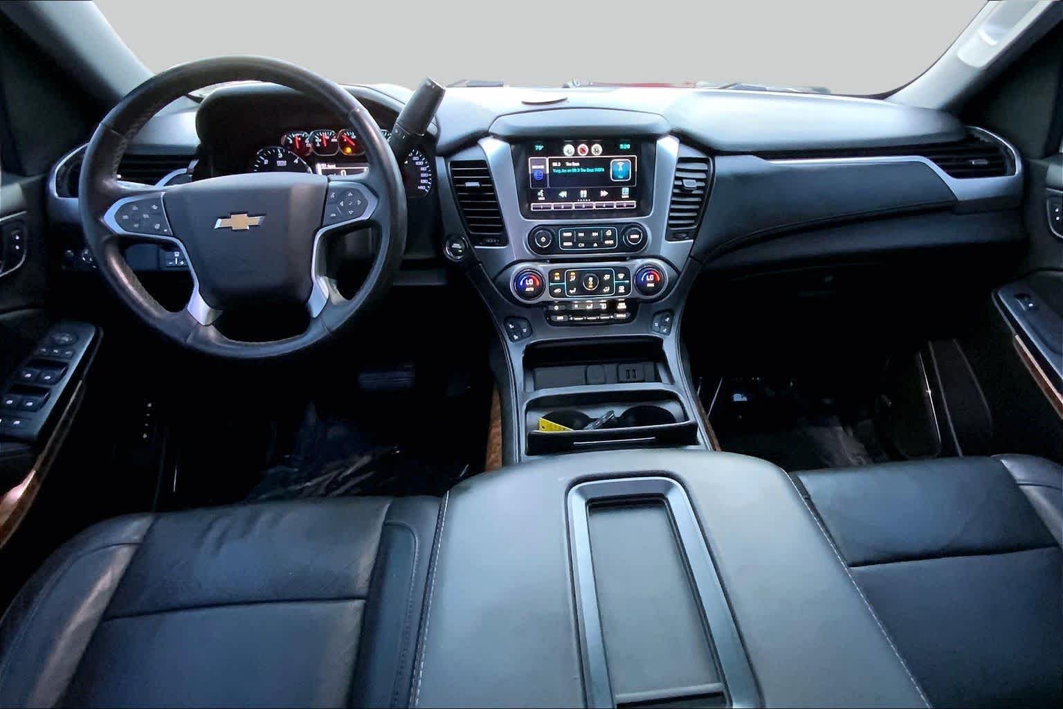 Used 2015 White Diamond Tricoat Chevrolet LTZ image 15