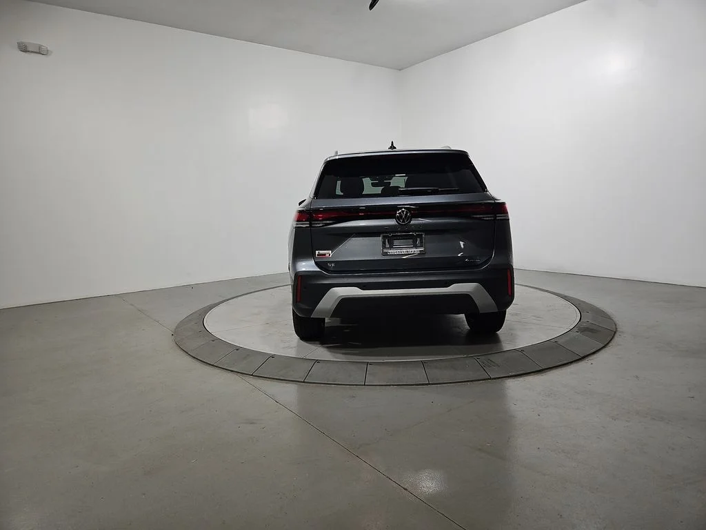 New 2026 Gray Volkswagen 2.0T SE image 4