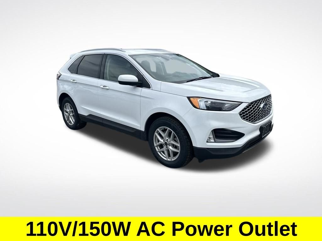 Certified Used 2023 Oxford White Ford SEL image 8