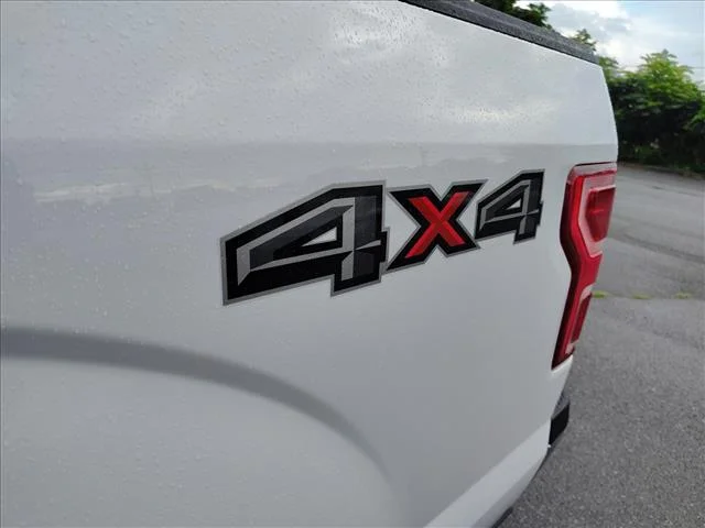 Used 2020 White Ford XLT image 10
