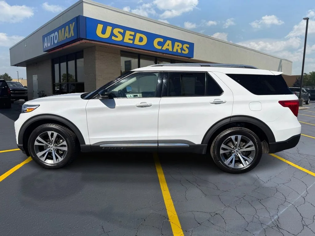 Used 2020 White Metallic Ford Platinum image 8