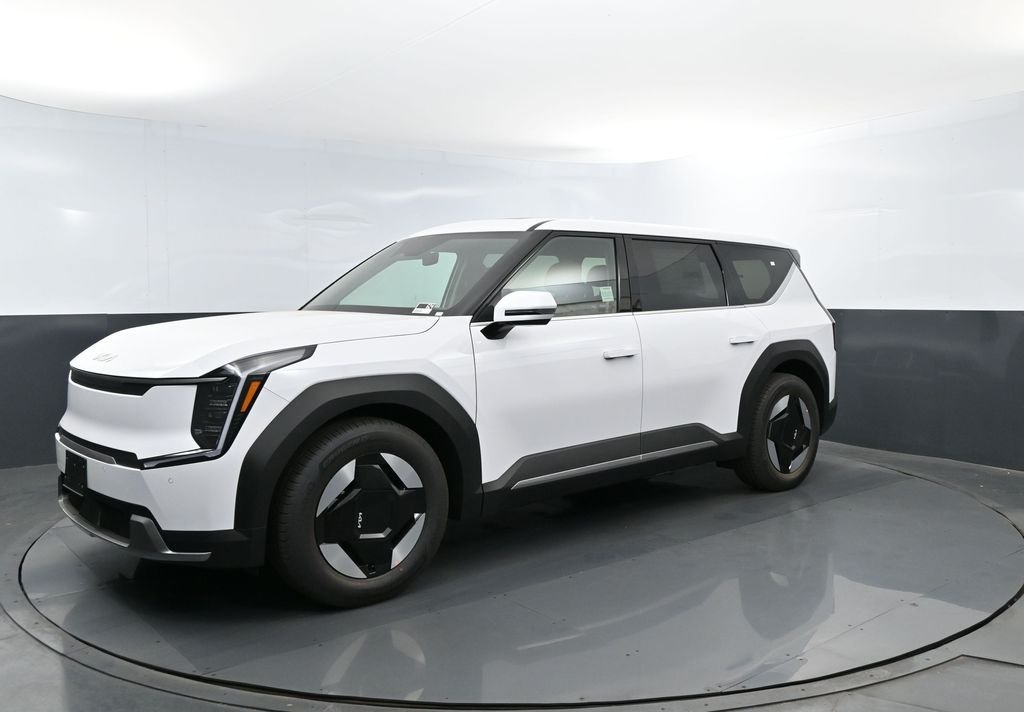 2026 Kia EV9 Light L/R's photo