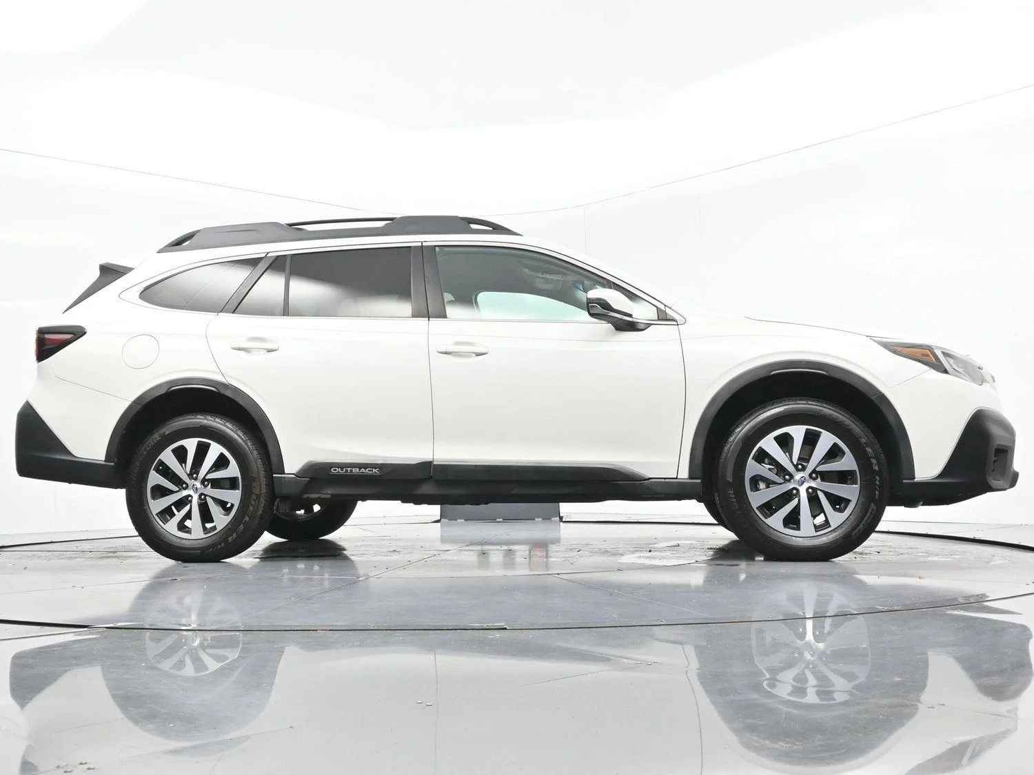 Used 2020 Crystal White Pearl Subaru Premium image 34