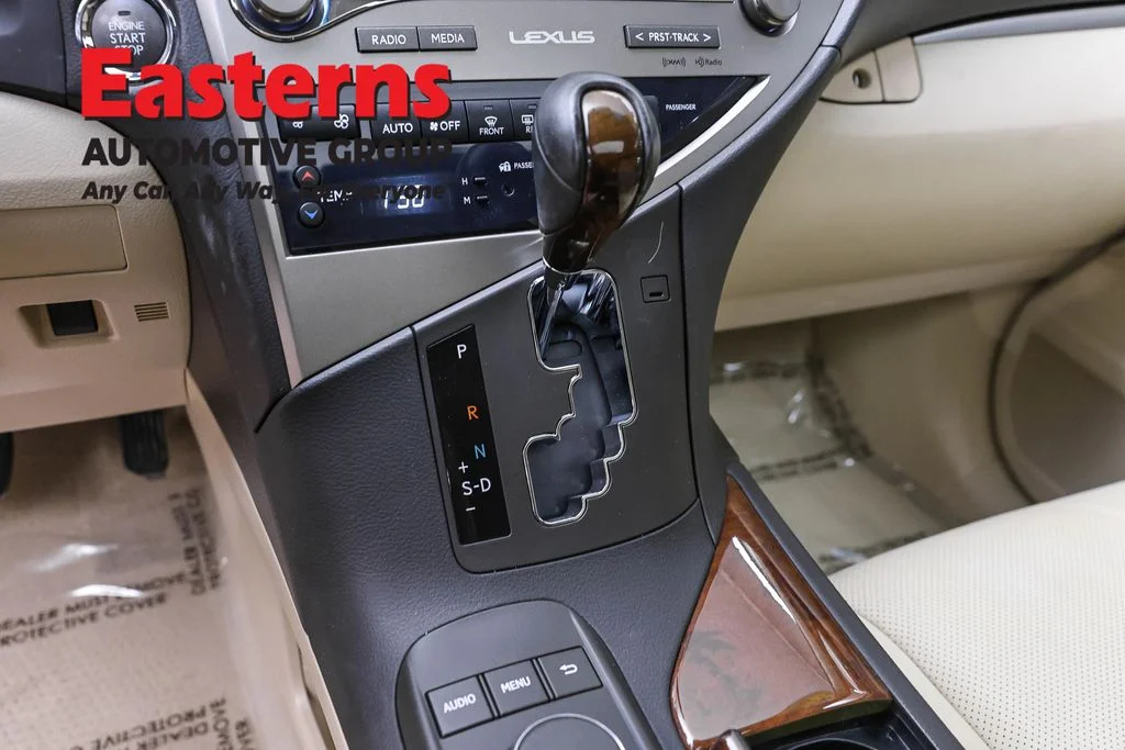 Used 2015 Beige Lexus 350 image 13