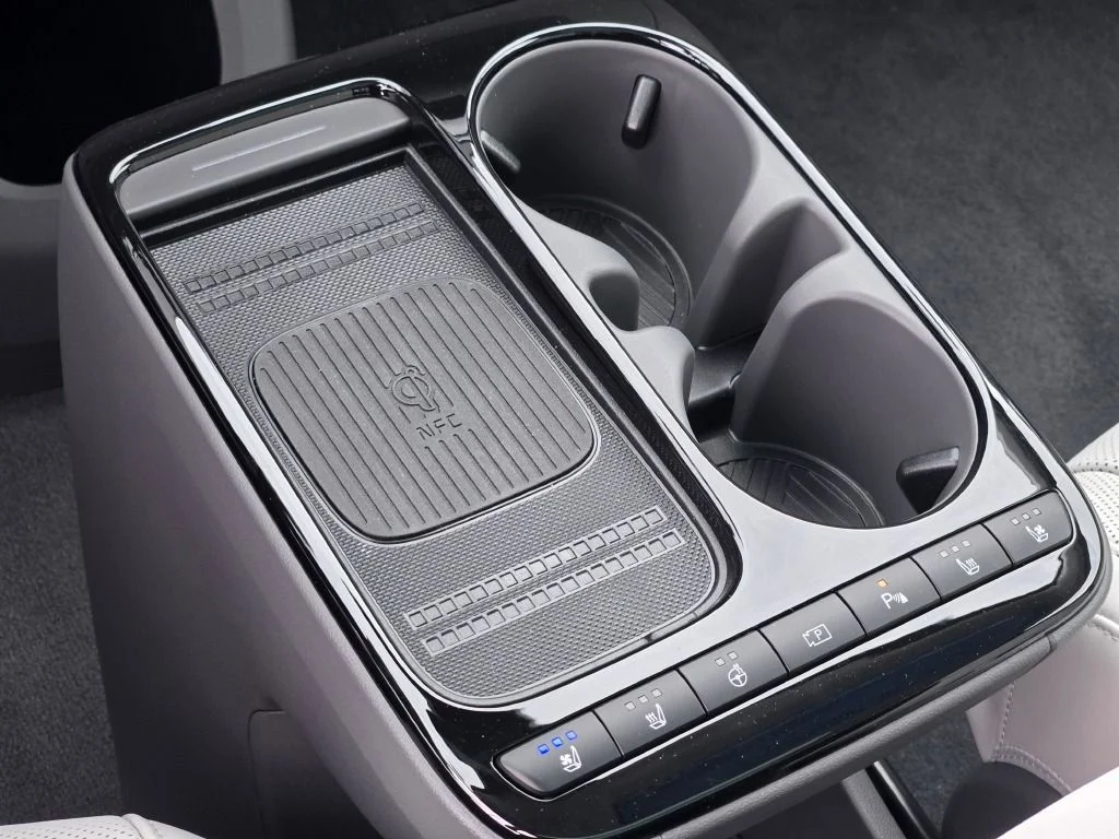 New 2026 Abyss Black Hyundai Limited image 29