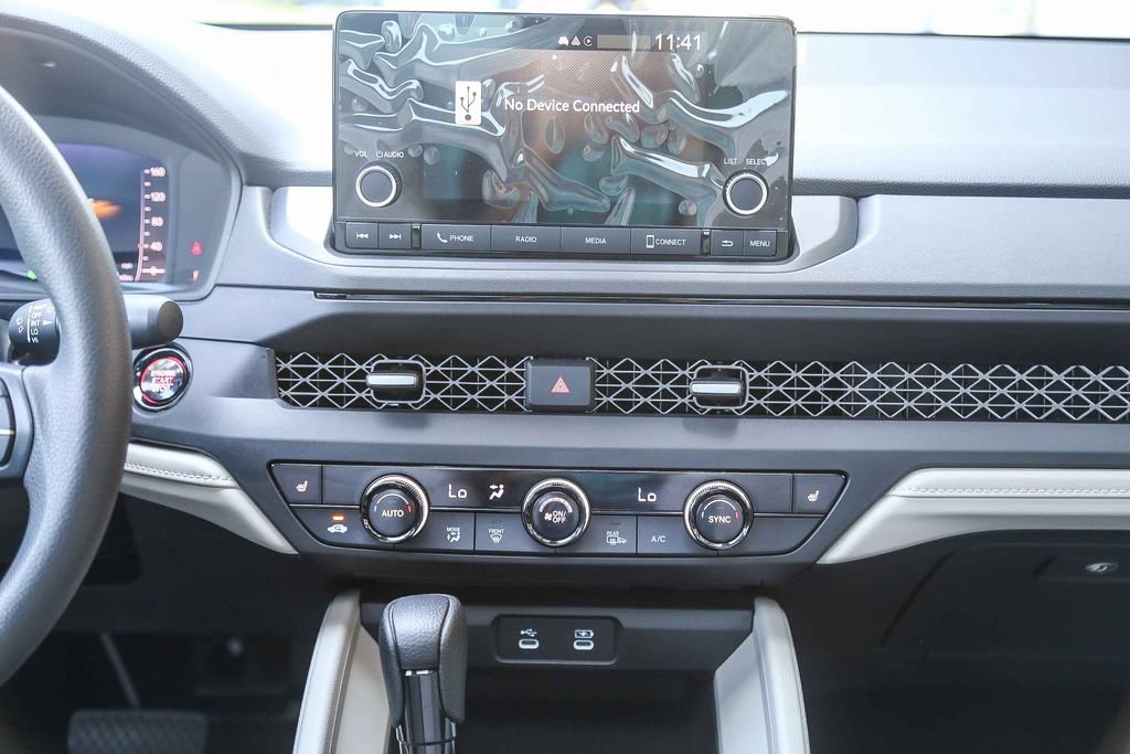 2025 Honda Accord SE - Photo 42