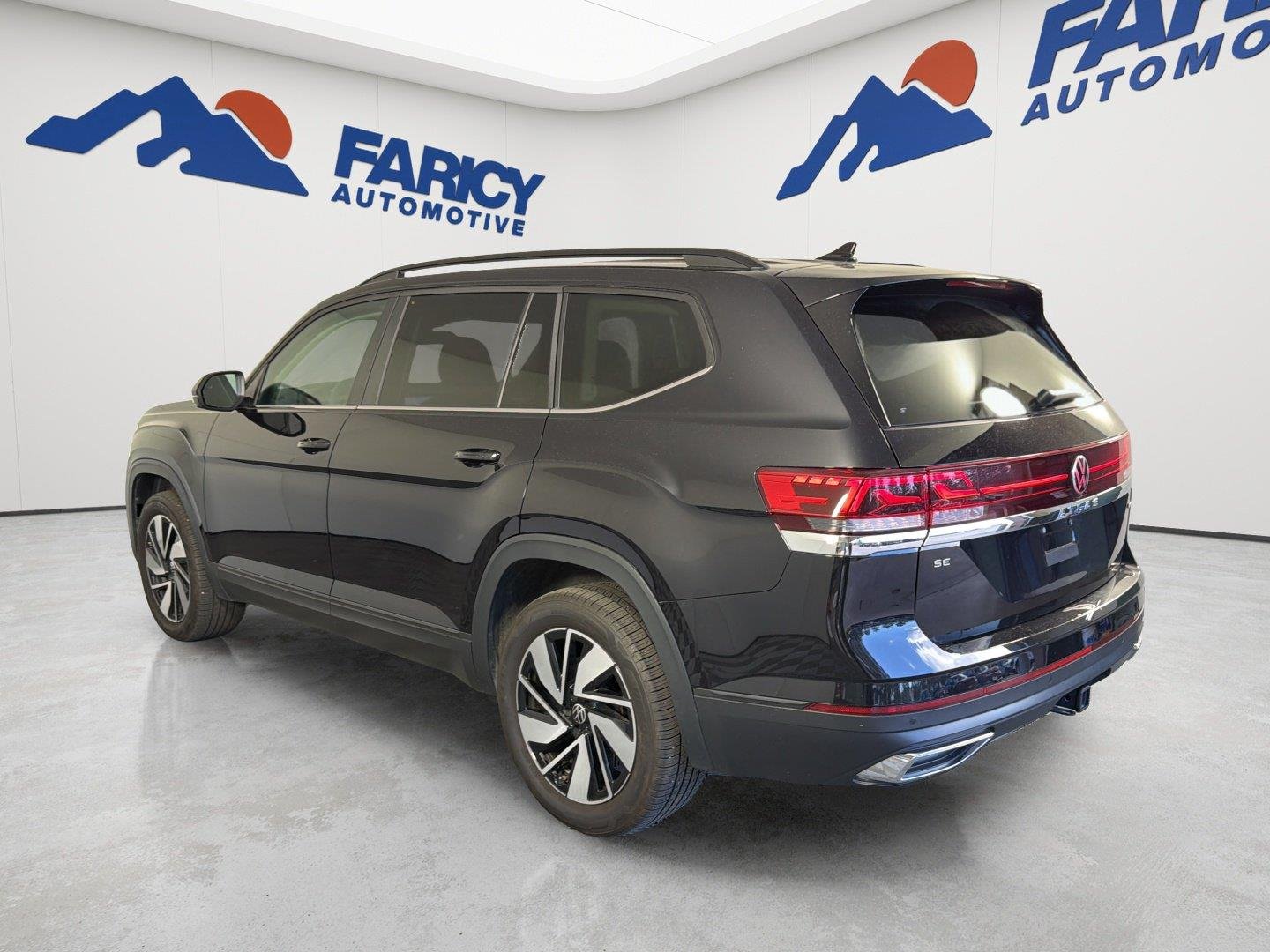 Used 2026  Volkswagen 2.0T SE w/Technology image 7