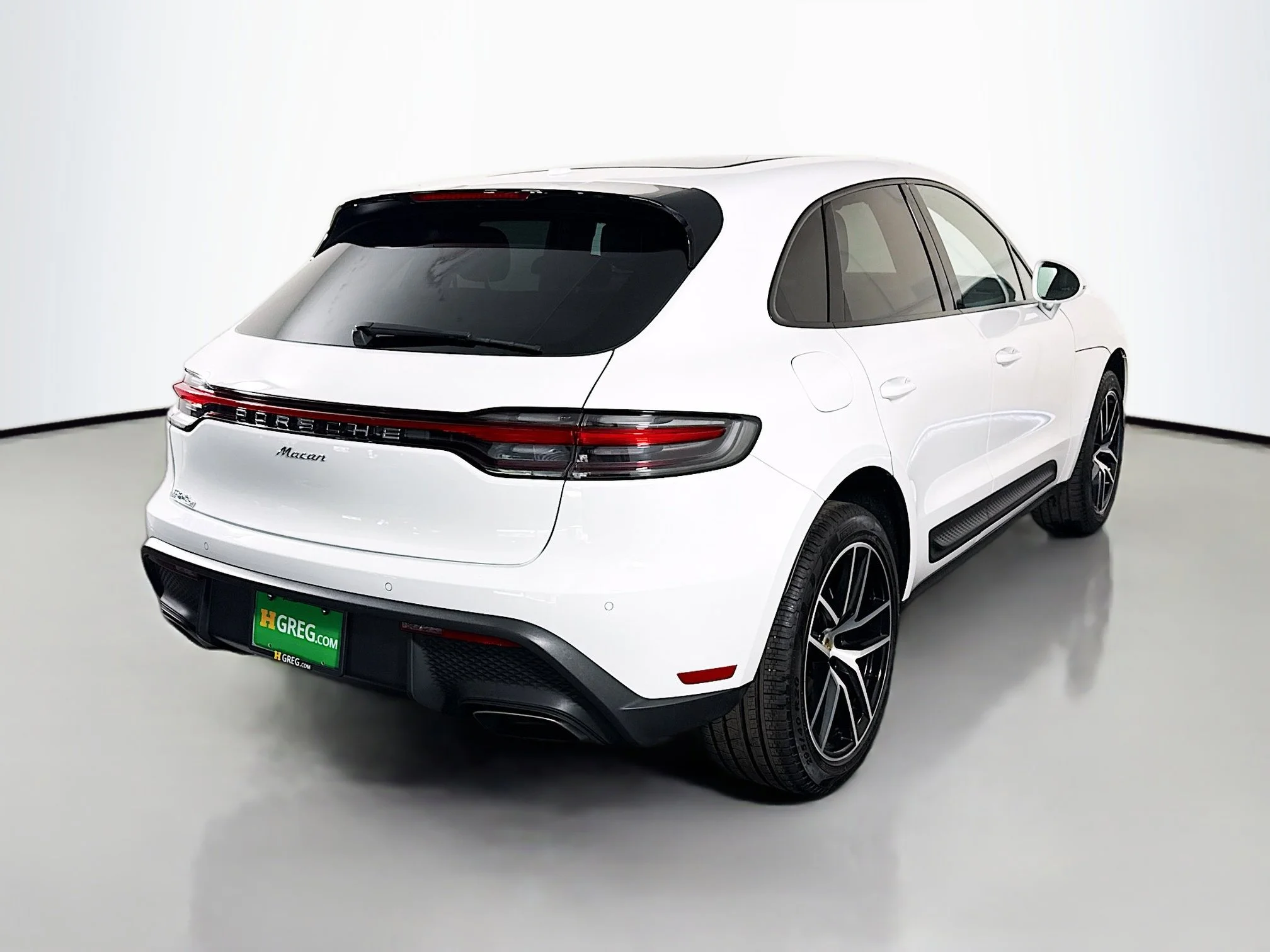 Used 2023 Carrara White Metallic Porsche Base image 7
