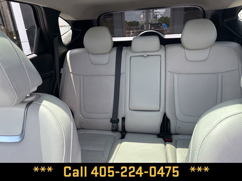 Used 2024  Hyundai Limited image 16
