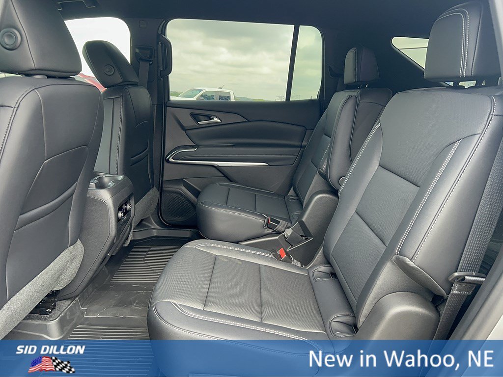 2027 Chevrolet Traverse LT - Photo 18