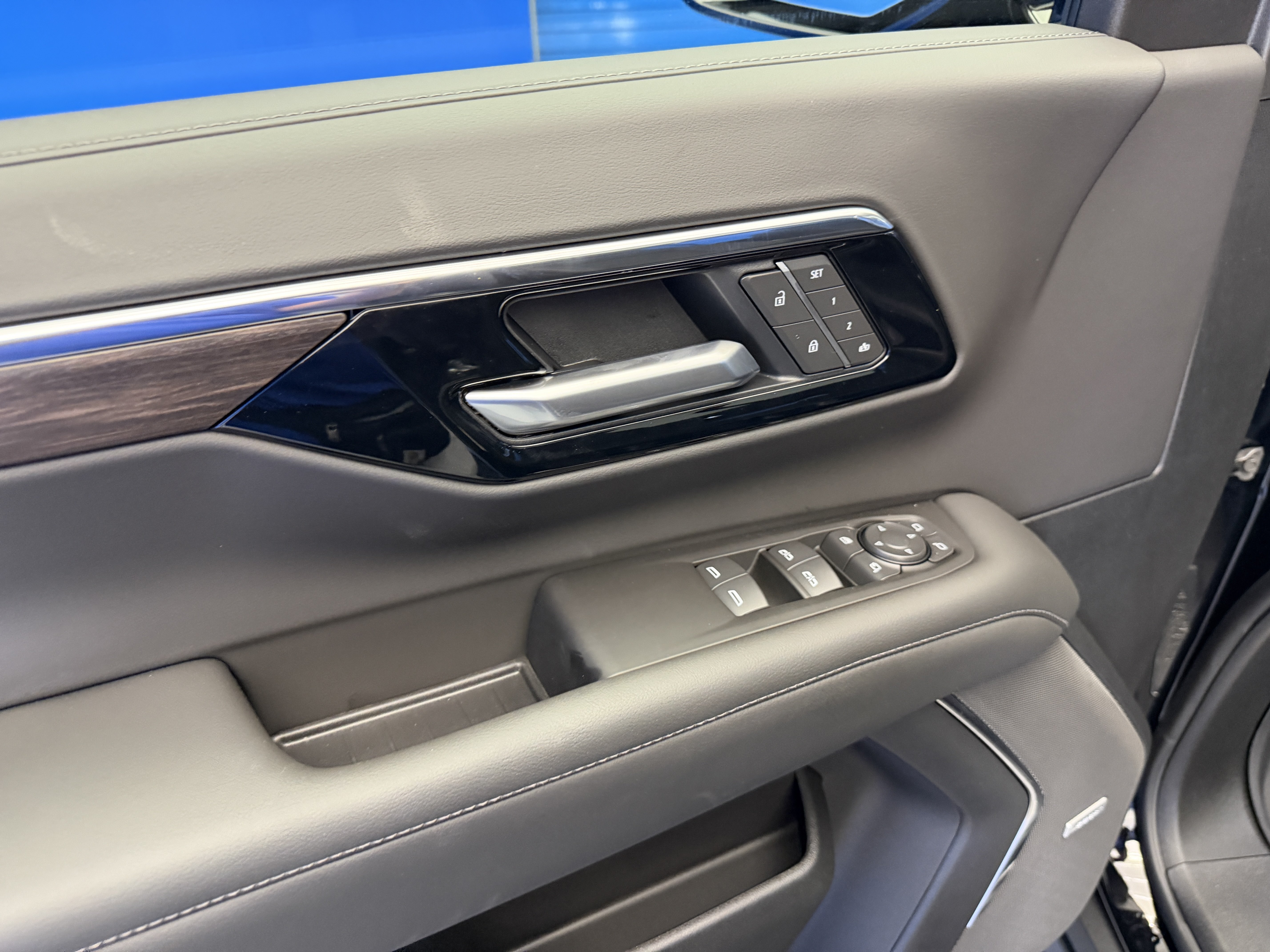 2026 Chevrolet Tahoe Z71 - Photo 11