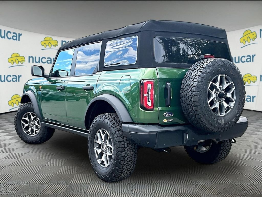 Used 2024 Green Metallic Ford Badlands image 4
