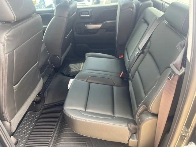 Used 2017 Gray Chevrolet LT image 5
