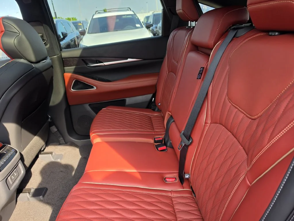 New 2027 2T SUN RED INFINITI Autograph AWD image 10