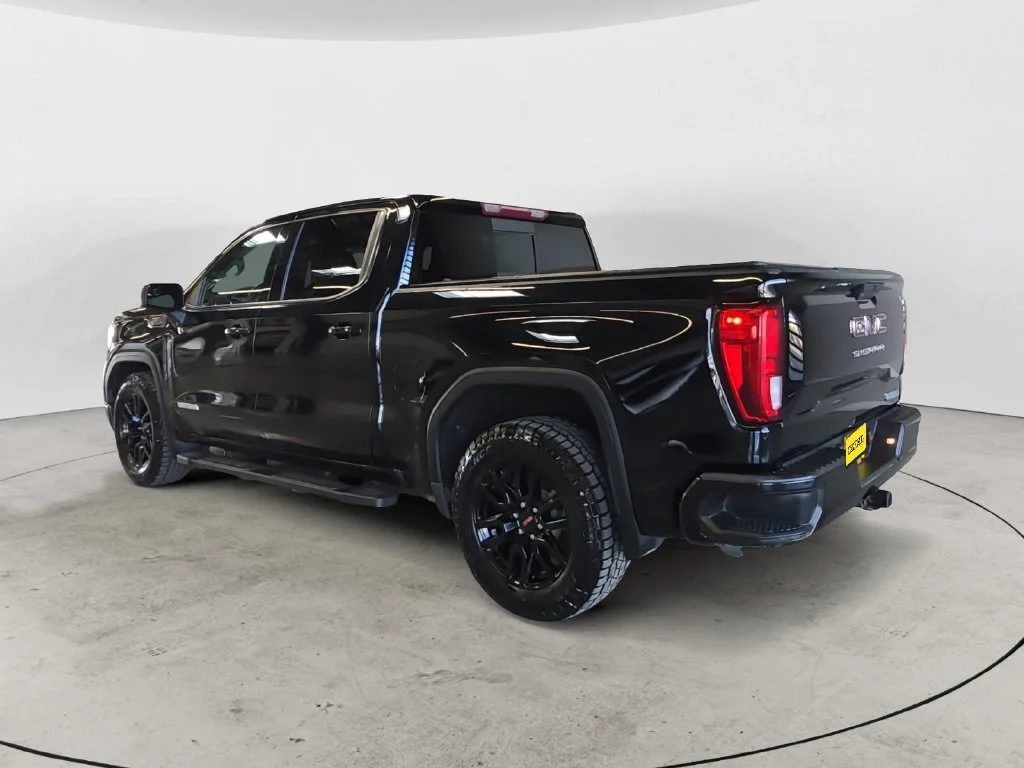 Used 2021 Black GMC Elevation image 11