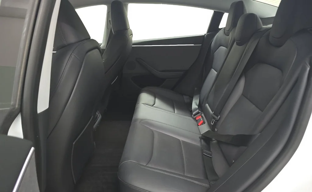 Used 2025 White Tesla Long Range image 15