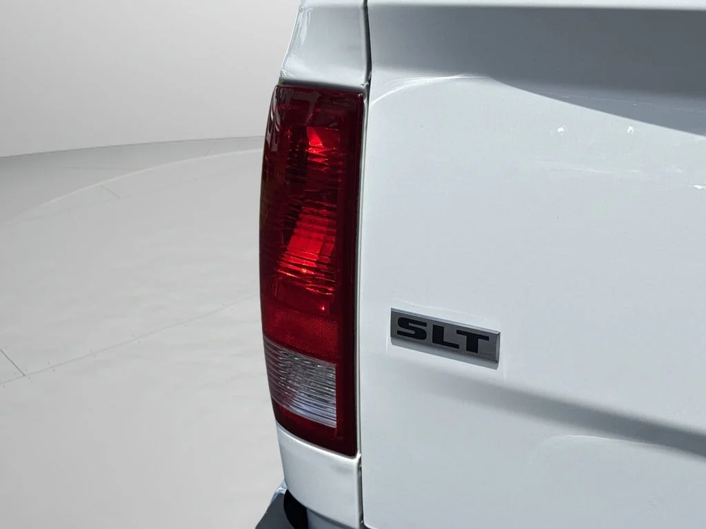 Used 2024 White Ram SLT image 18