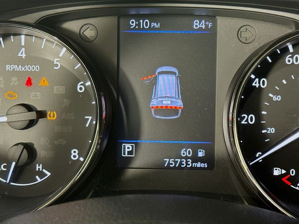Used 2018 Magnetic Black Nissan S image 16