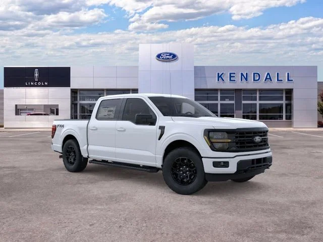New 2026 Oxford White Ford XLT image 7
