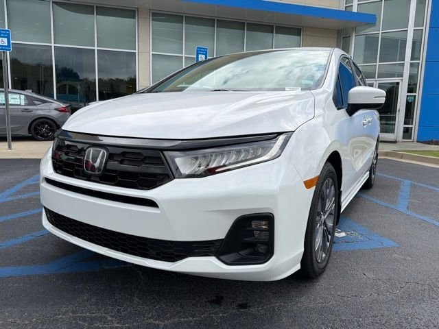 Certified Used 2026 Platinum White Pearl Honda Touring image 2