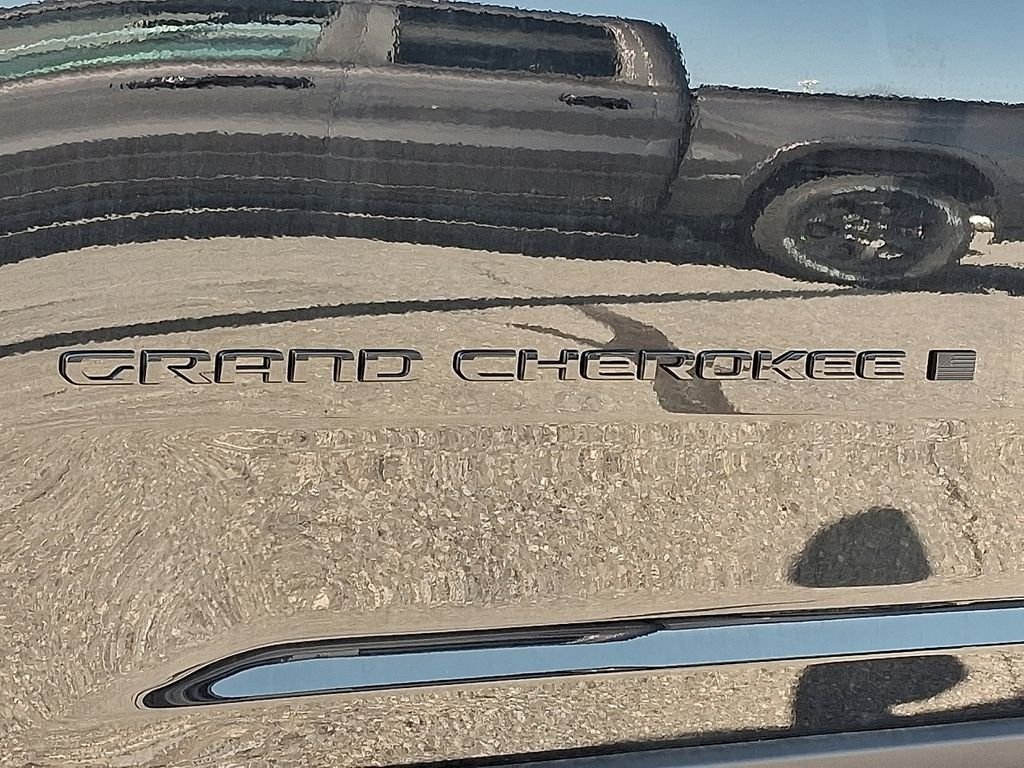 New 2026 Black Jeep Laredo image 19